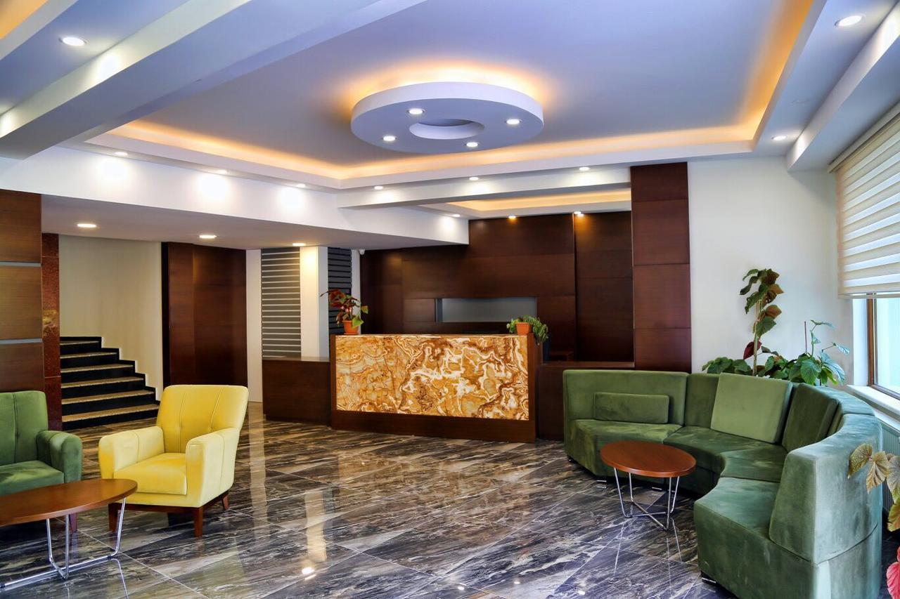Black Forest Hotel Savsat Luaran gambar