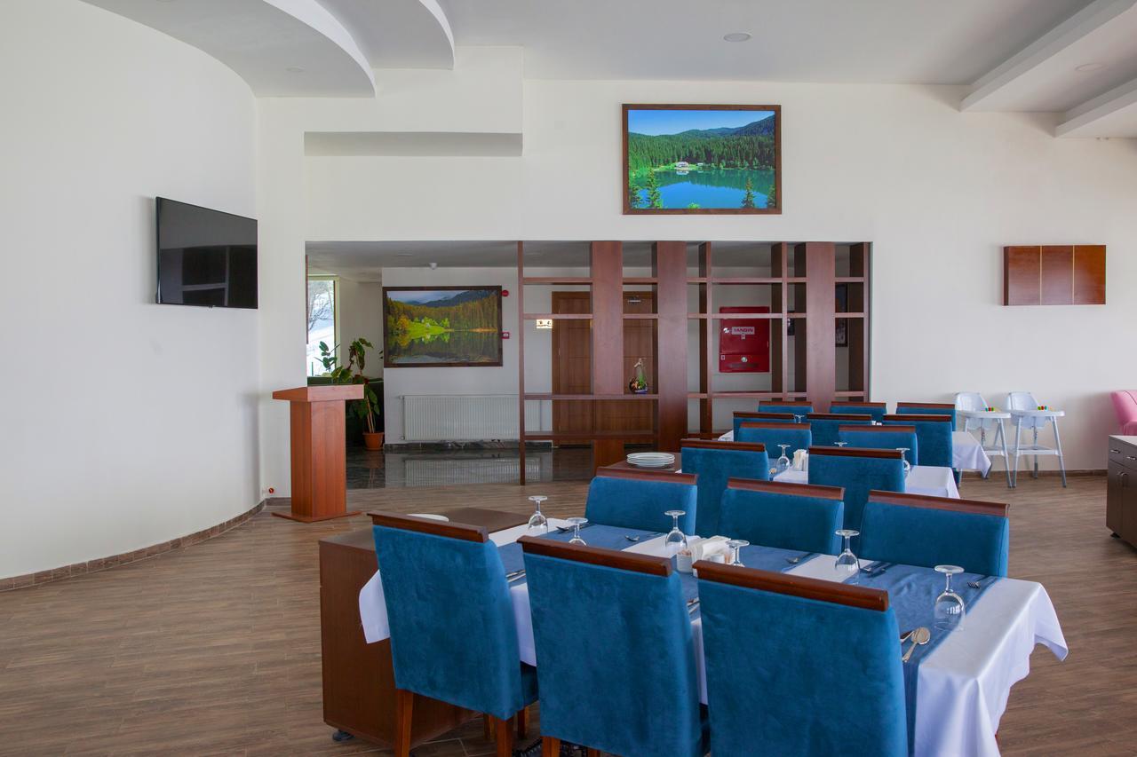 Black Forest Hotel Savsat Luaran gambar