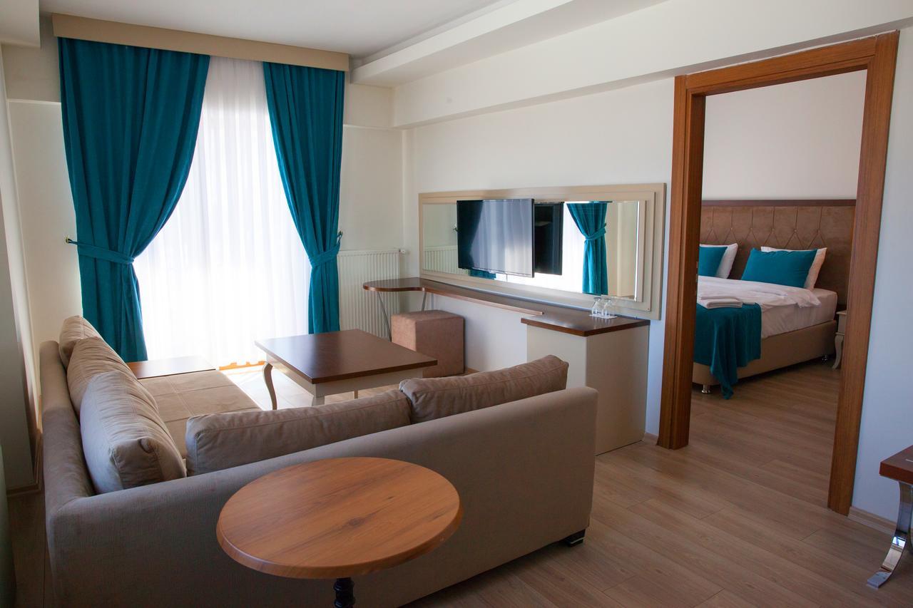 Black Forest Hotel Savsat Luaran gambar
